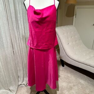 Vibrant banana republic Pink Satin skirt/ top set, size XS, NWT